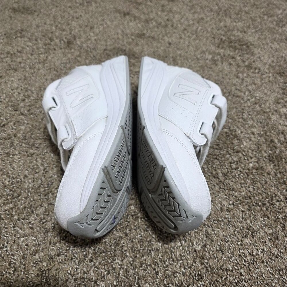 New Balance 928v3 Women’s Walking Shoes White Leather Hook & Loop Straps 9.5 2A image 4
